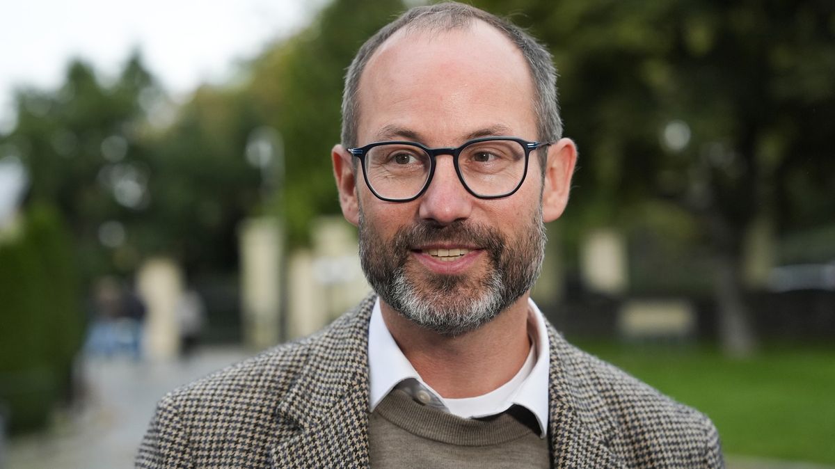 Získá si Okamura mezinárodní respekt? Europoslanec odpovídá